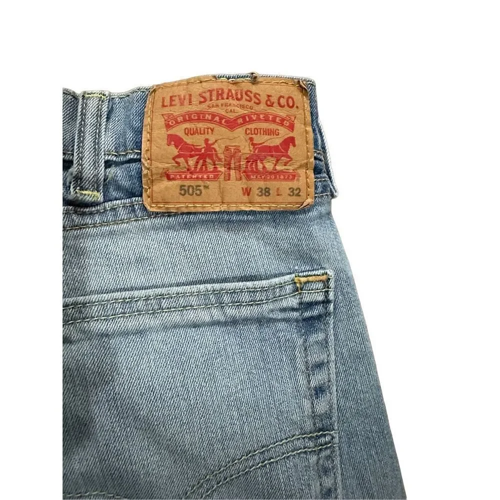 Levi’s Mens 505 Straight leg jeans 38x32‎
